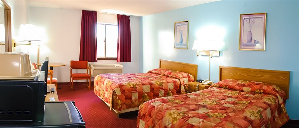 Eastbrook Inn Ронкс Экстерьер фото